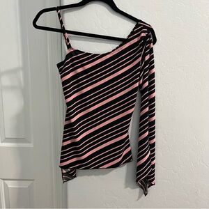 Vintage Forever 21 One-Shoulder Top